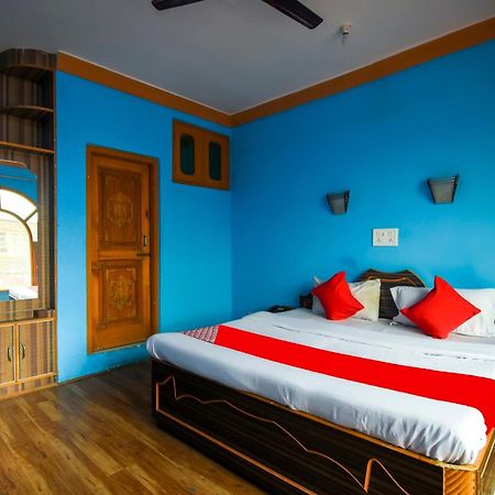 โอโย 66476 โฮเทล นิว ดิไวน์ แคชเมียร์ Hotel Durgjan ภายนอก รูปภาพ