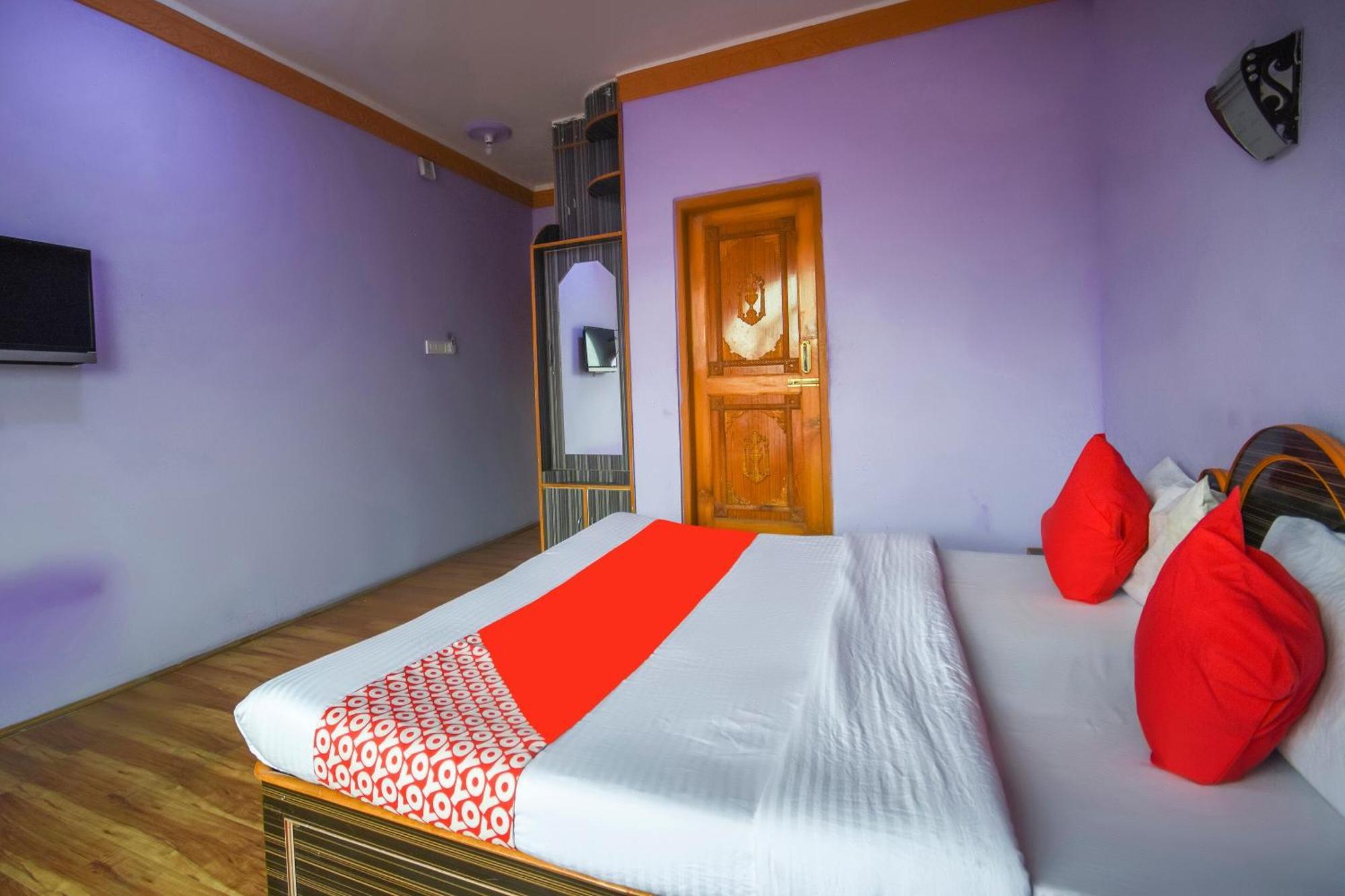 โอโย 66476 โฮเทล นิว ดิไวน์ แคชเมียร์ Hotel Durgjan ภายนอก รูปภาพ