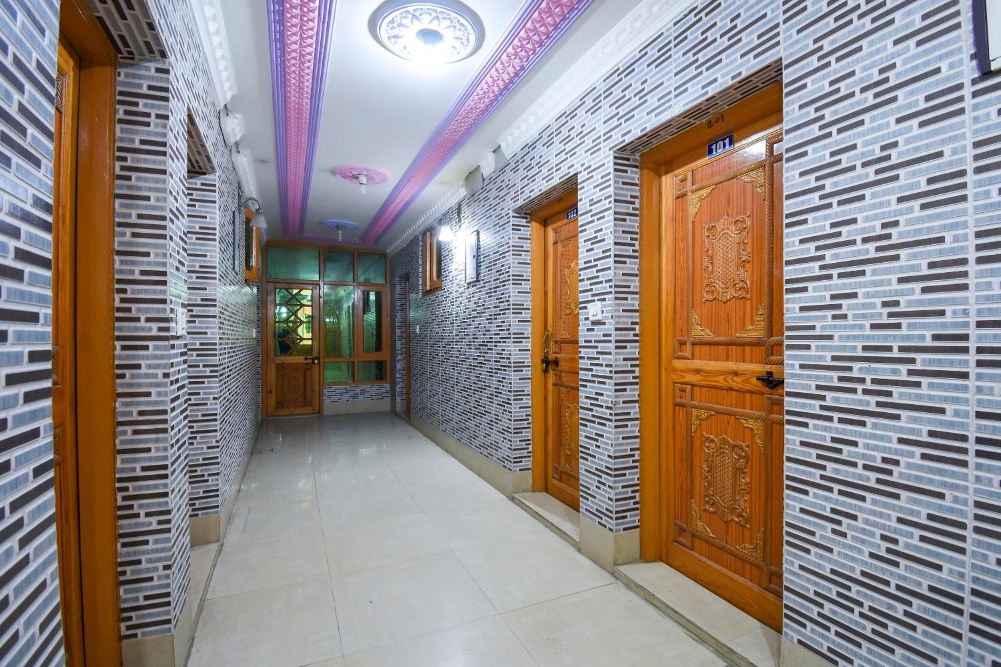 โอโย 66476 โฮเทล นิว ดิไวน์ แคชเมียร์ Hotel Durgjan ภายนอก รูปภาพ