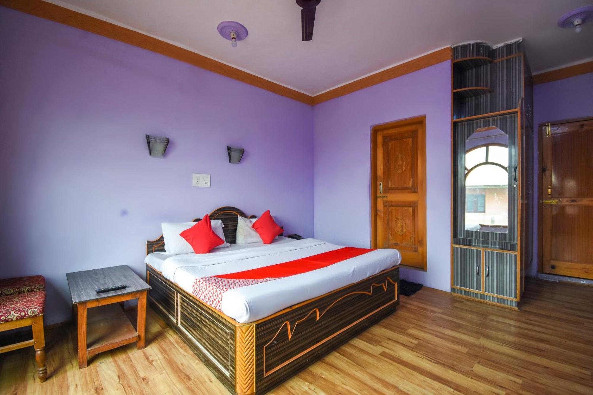 โอโย 66476 โฮเทล นิว ดิไวน์ แคชเมียร์ Hotel Durgjan ภายนอก รูปภาพ